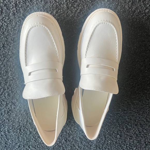 Chunky off-white slip ons - Picture 3 of 4